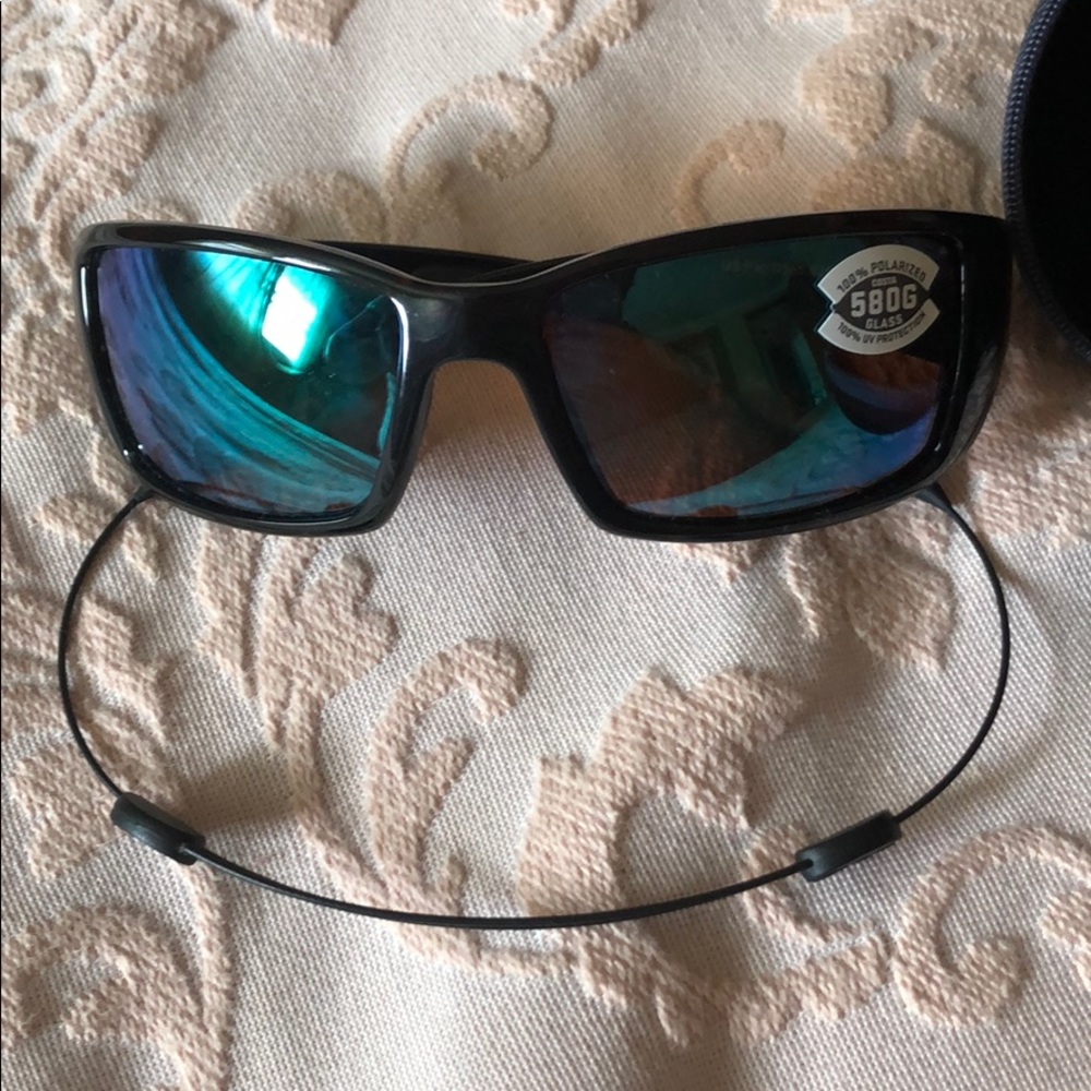 Costa Glass NWOT